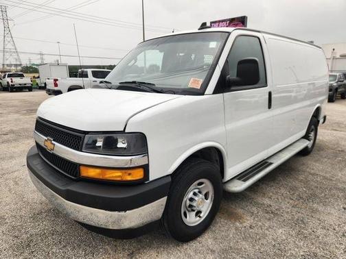 Summit White 2025 Chevrolet Express 2500 Work Van