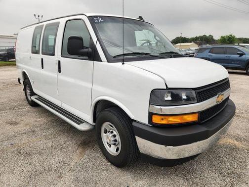 Summit White 2025 Chevrolet Express 2500 Work Van