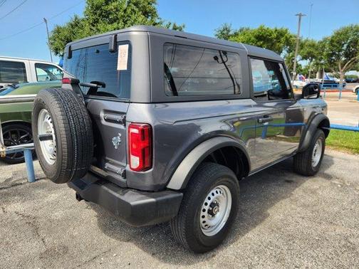 2023 Ford Bronco Base