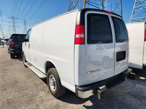 2024 Chevrolet Express 2500 Work Van