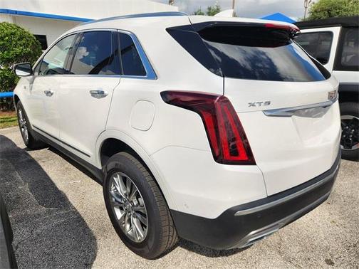 2021 Cadillac XT5 Premium Luxury