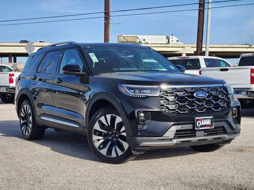 2025 Ford Explorer Platinum