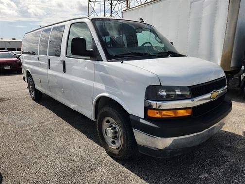 2020 Chevrolet Express 3500 LT