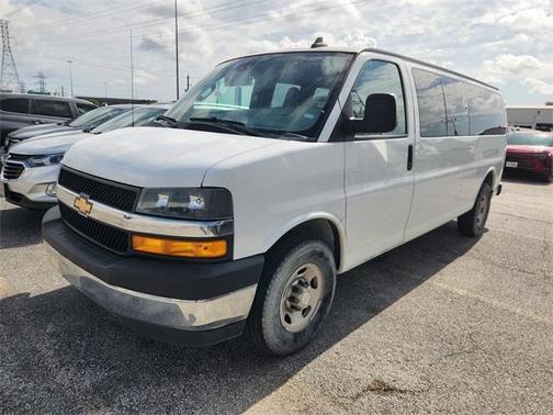 2020 Chevrolet Express 3500 LT