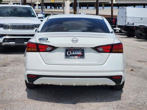 2024 Nissan Altima 2.5 S