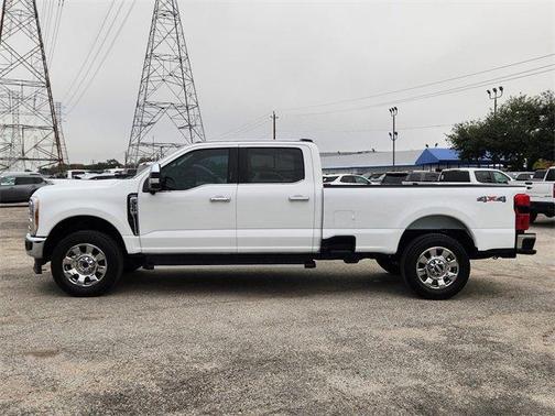 2023 Ford F-350 Lariat Super Duty