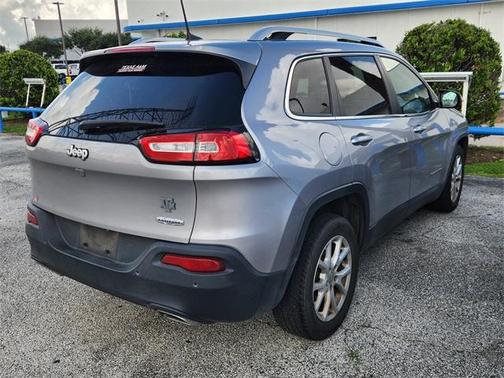 2018 Jeep Cherokee Latitude Plus