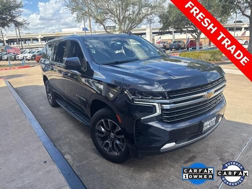 2023 Chevrolet Suburban LT