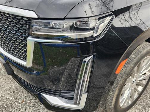 2022 Cadillac Escalade Luxury