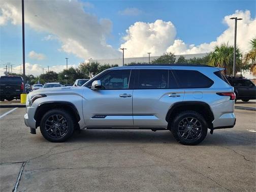 2023 Toyota Sequoia Platinum