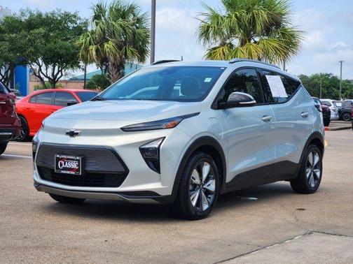 2022 Chevrolet Bolt EUV LT