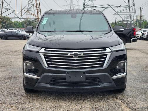 Mosaic Black Metallic 2023 Chevrolet Traverse Premier