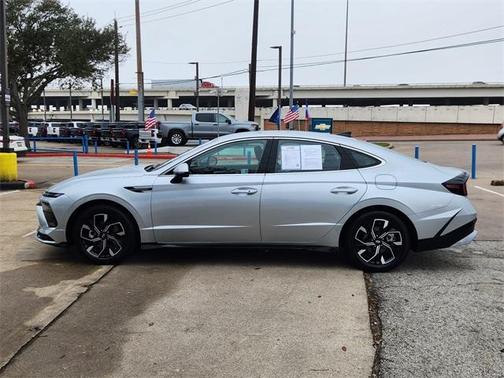 2025 Hyundai SONATA SEL