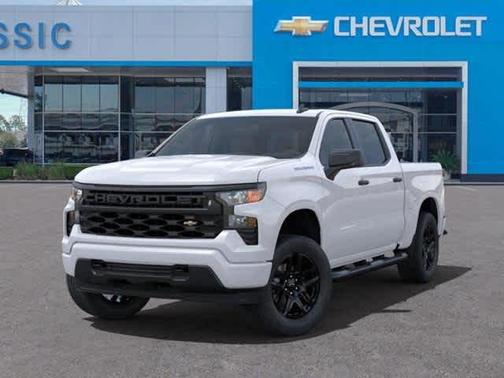 2025 Chevrolet Silverado 1500 Custom