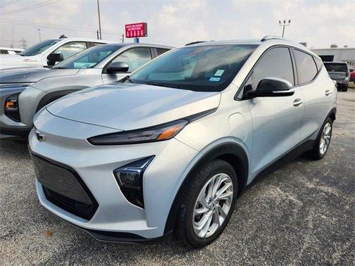 2023 Chevrolet Bolt EUV LT