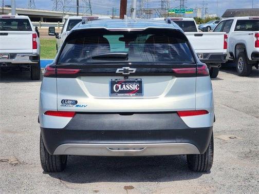 2023 Chevrolet Bolt EUV LT