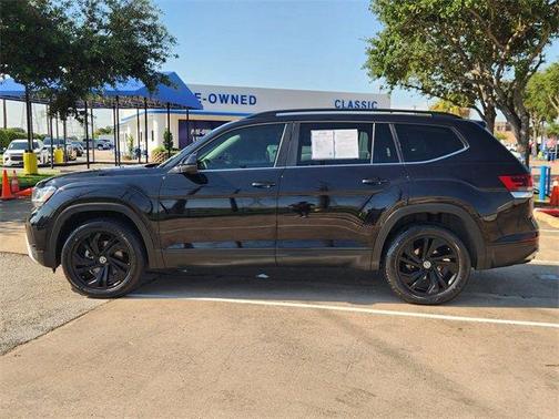 2023 Volkswagen Atlas 3.6L SE w/Technology
