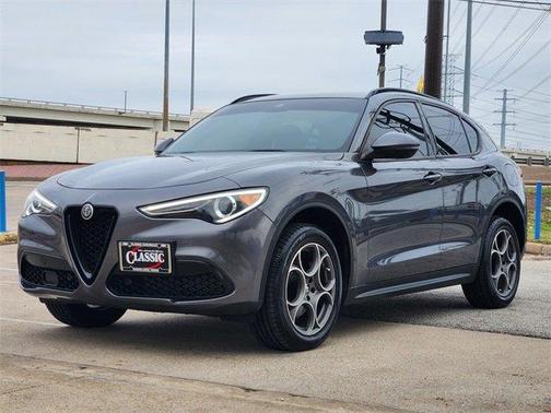 2022 Alfa Romeo Stelvio Sprint