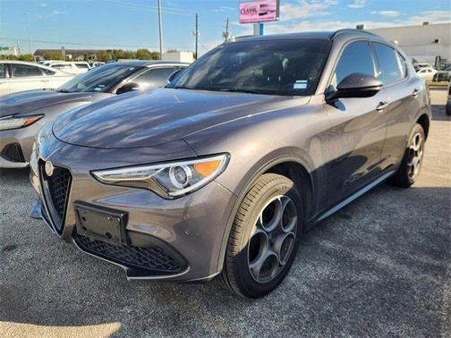 2022 Alfa Romeo Stelvio Sprint