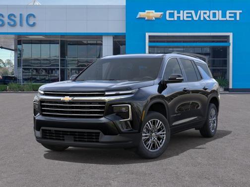 Black 2027 Chevrolet Traverse LT