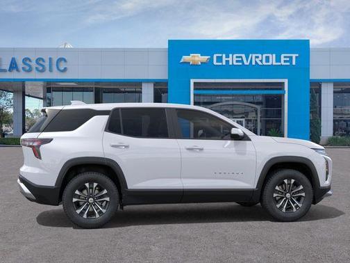 White 2027 Chevrolet Equinox LT
