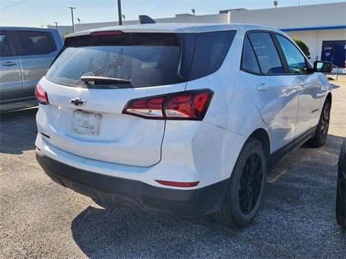 2023 Chevrolet Equinox LS