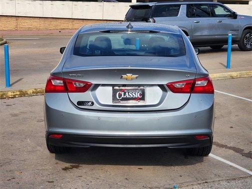 2024 Chevrolet Malibu LT