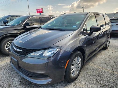 2019 Chrysler Pacifica L