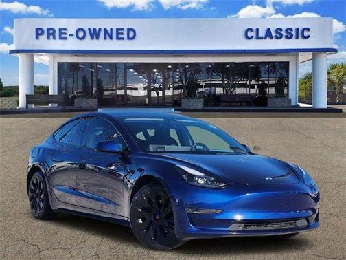 2022 Tesla Model 3 Base