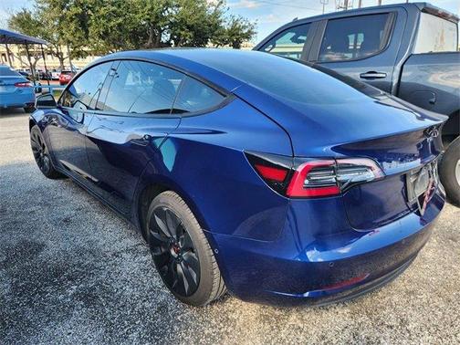 2022 Tesla Model 3 Base