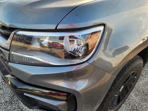 Satin Steel Metallic 2022 Chevrolet Colorado LT