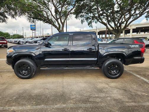 Midnight Black Metallic 2018 Toyota Tacoma SR