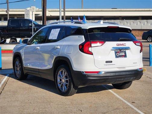 2022 GMC Terrain SLT