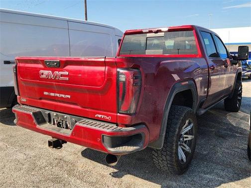 2024 GMC Sierra 2500 AT4