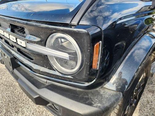 Shadow Black 2025 Ford Bronco Outer Banks