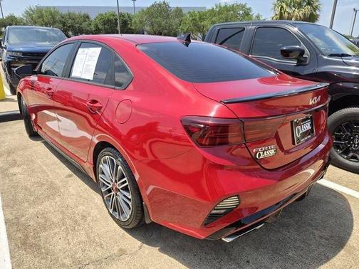 Currant Red 2022 Kia Forte GT
