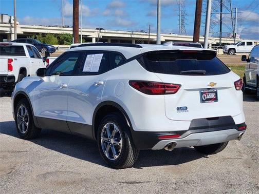 2024 Chevrolet Blazer LT