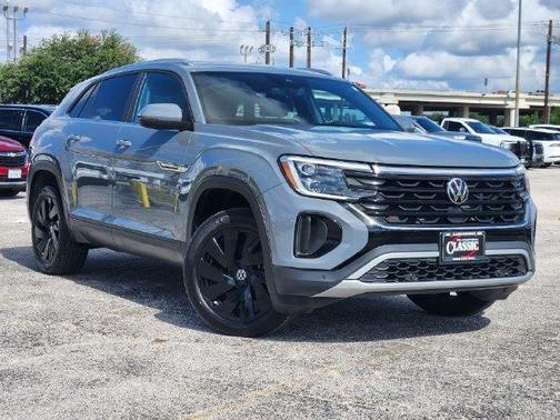 Pure Gray 2024 Volkswagen Atlas Cross Sport 2.0T SE w/Technology