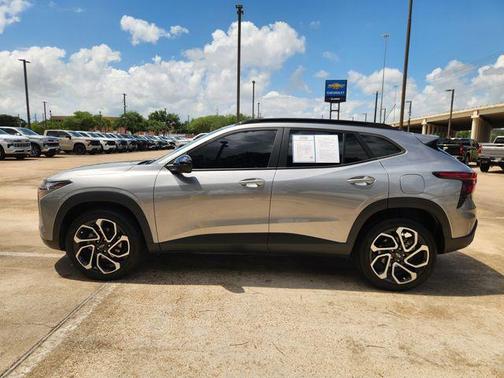 Sterling Gray Metallic 2025 Chevrolet Trax 2RS