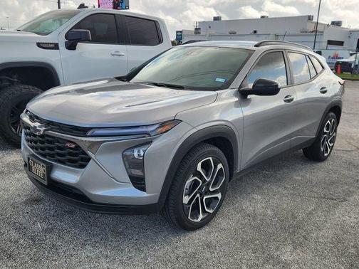 Sterling Gray Metallic 2025 Chevrolet Trax 2RS