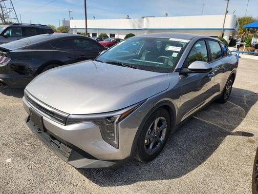 2025 Kia K4 