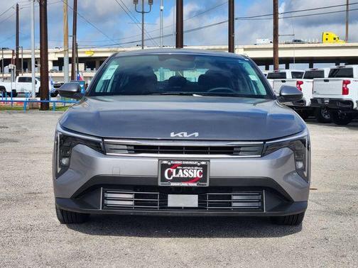 2025 Kia K4 