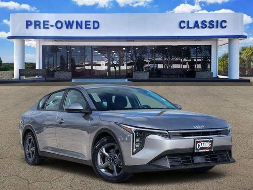 2025 Kia K4 