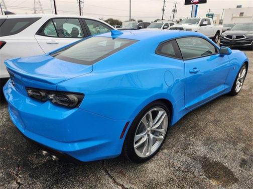 2022 Chevrolet Camaro 2LT
