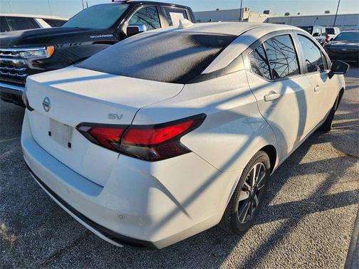 2021 Nissan Versa 1.6 SV