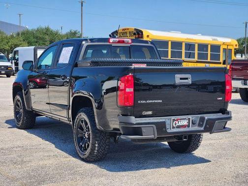 Black 2022 Chevrolet Colorado Z71