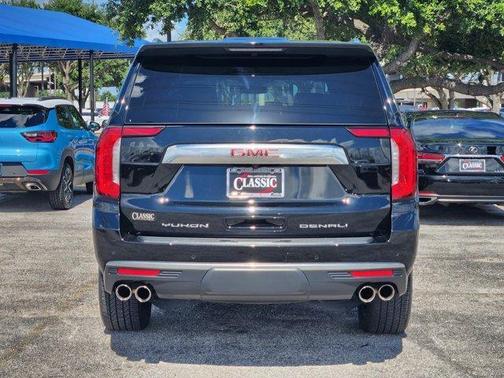 2023 GMC Yukon XL Denali