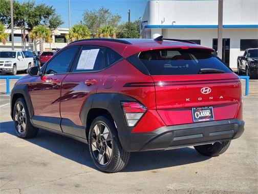 2024 Hyundai KONA SEL