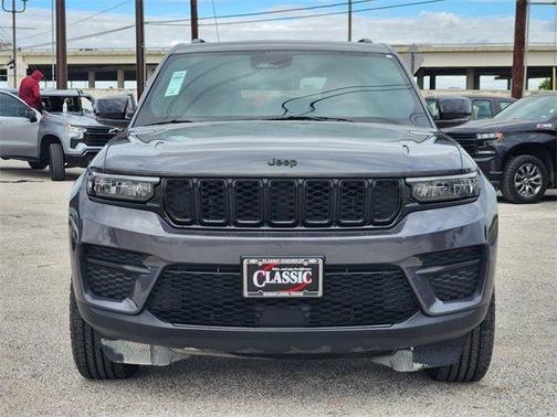 2024 Jeep Grand Cherokee Laredo