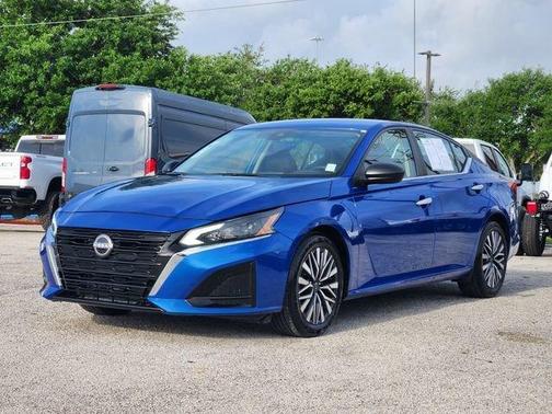 Bluestone Pearl 2025 Nissan Altima SV